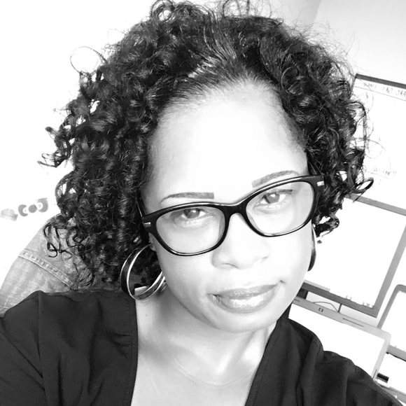 Meet your Posher, Shontae - Picture 1 of 1